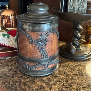1905 Antique Art Nouveau St. Louis Silver Co. Oak and Silver Plate Ice Bucket